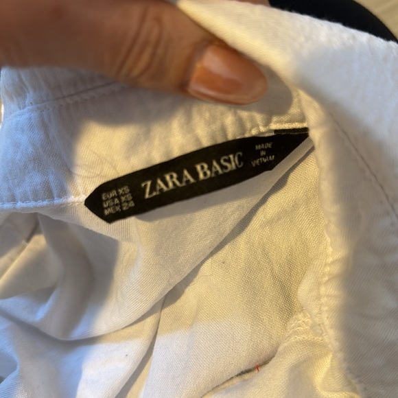 Oversized White Button Up Shirt - Picture 7 of 7